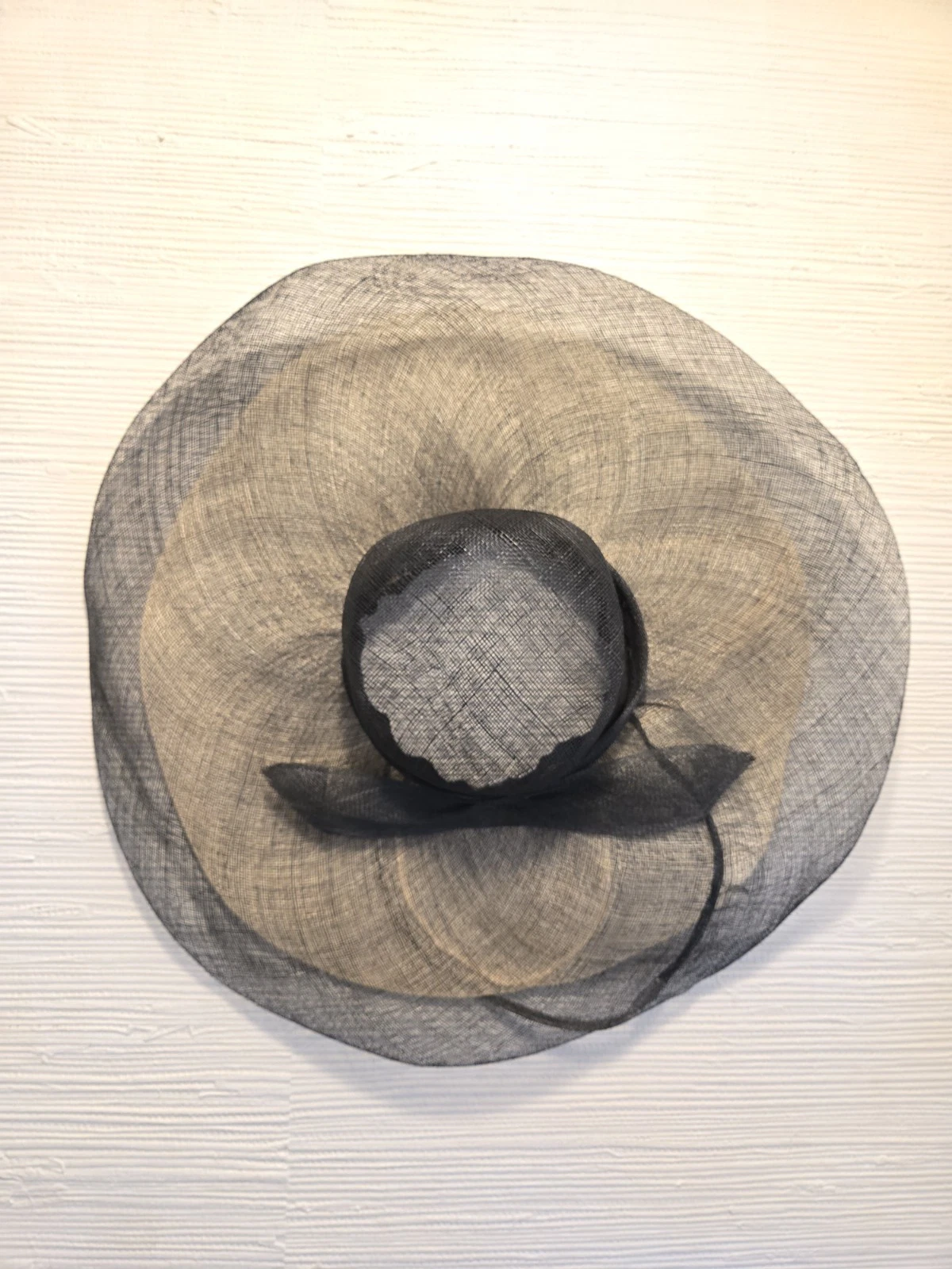 NWT Nordstrom Wide Brim Sun Hat Black Mesh Overlay Tan Beige Bow Derby Church
