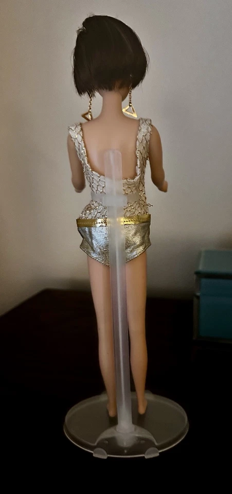 Muñeca vintage Barbie 1967 Casey MOD #1180 ¡Morena con traje de baño y pendientes! Foto 3 de 4
