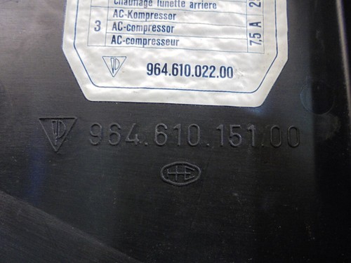 Porsche 964 Engine Bay Fuse Box and Lid P292FRX - Picture 6 of 8