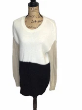 A.N.A Women’s Large Ivory Black Tan Sweater Pullover Fuzzy Shiny 
