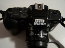 NIKON N 4004S AF CAMERA WITH CARRY CASE WITH INSTRUCTION MANUAL NOTE :  5 PHOTO