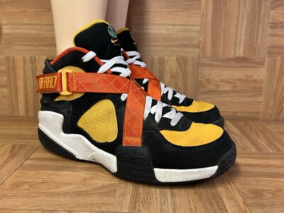 RARE  Sz 13 - Nike Air Raid Roswell Rayguns Black Gold White DD9222-001