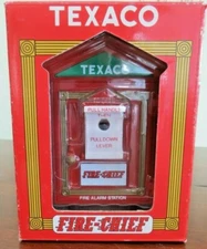 TEXACO FIRE CHIEF VINTAGE FIRE ALARM BANK 1999 FIRST GEAR,GAS & OIL IN BOX MINT
