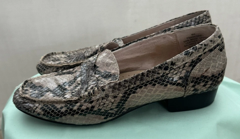 Zapatos mocasines superiores de cuero con estampado de pitón Frankieff de NINE WEST para mujer - talla 8M Foto 4 de 4