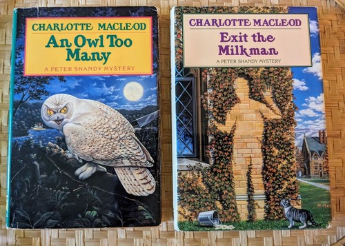 Set A Four Charlotte MacLeod Hardcover Dust Jacket Peter Shandy Mystery Books - Picture 2 of 5