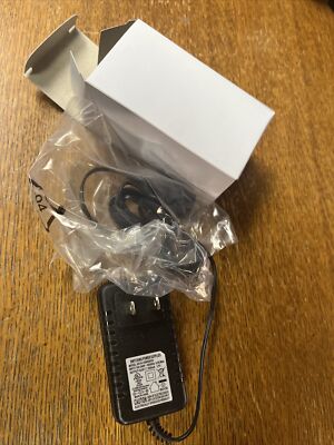 NEW   AUTO WORLD HO SLOT CAR  1 - 16V WALL POWER PACK   WORKS WITH AFX TOMY