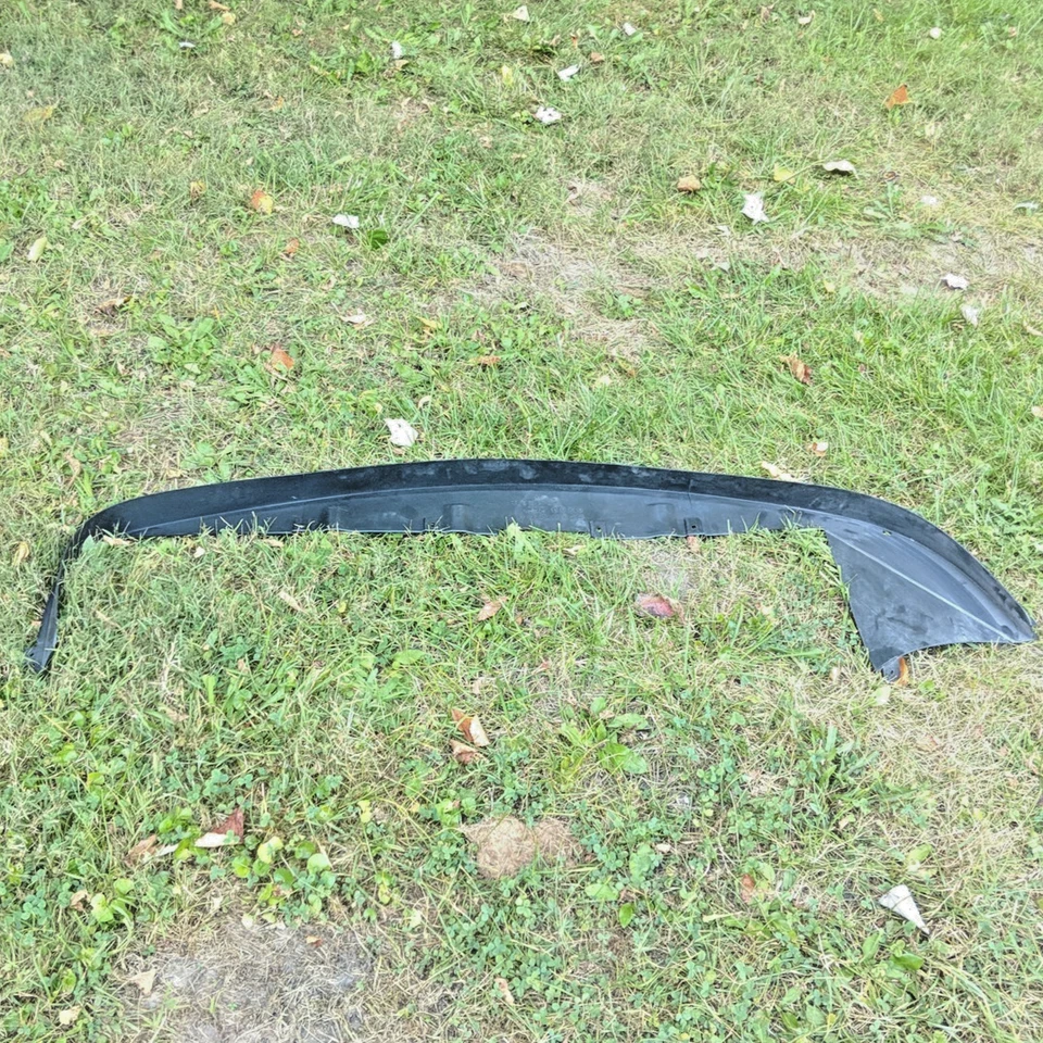 Mopar 05113133AC se adapta a Voyager Town and Country parachoques delantero negro presa de aire NORS Foto 2 de 4