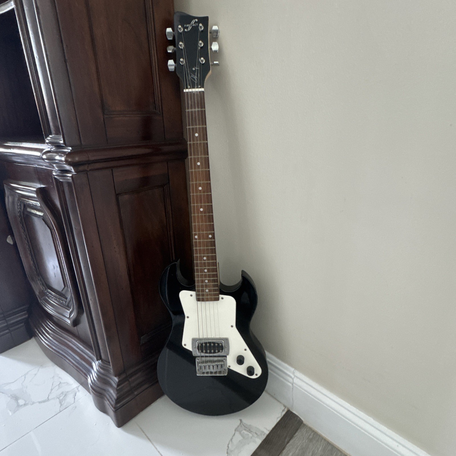 First Act Adam Levine 222 Electric Guitar
