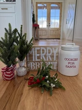 Target Christmas Tabletop Decor Lot Of 5 Trees Mistletoe Cookie Jar Sign