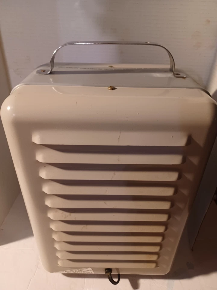 Calentador Rival Titan Space 1500 W de colección, 2 ajustes, en excelente estado, probado T760B/1 Foto 4 de 4