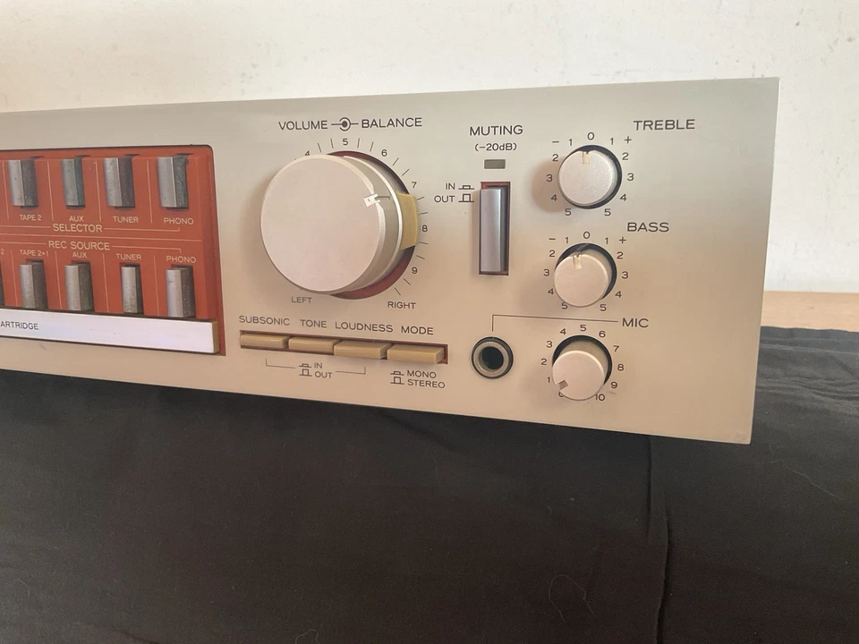 Amplificatore TEAC A7 Da Sistemare - Immagine 3 di 4