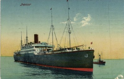 PC SHIPS STEAMER PATRICIA VINTAGE POSTCARD (b62766)