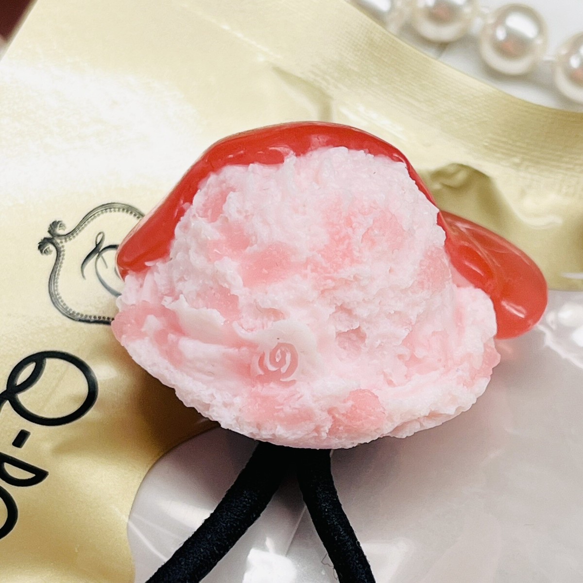 Kawaii Q Pot CAFE ICE-CREAM & BISCUIT Hair Band / Bag Charm MADE IN JAPAN Ice Cream – Japan Jewelry Brand Q-pot. International Online Shop main image 2