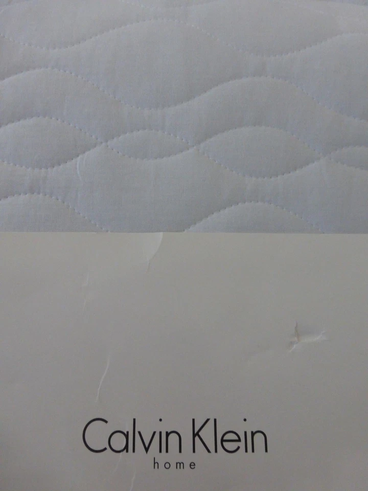 Edredón Calvin Klein Costura Blanco King Nuevo en Paquete Foto 2 de 4