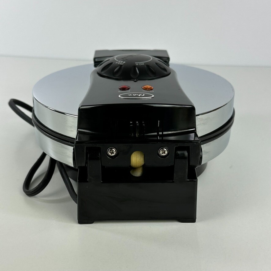 Oster Round Belgian Waffle Maker 3883 Stainless Steel Nonstick Chrome