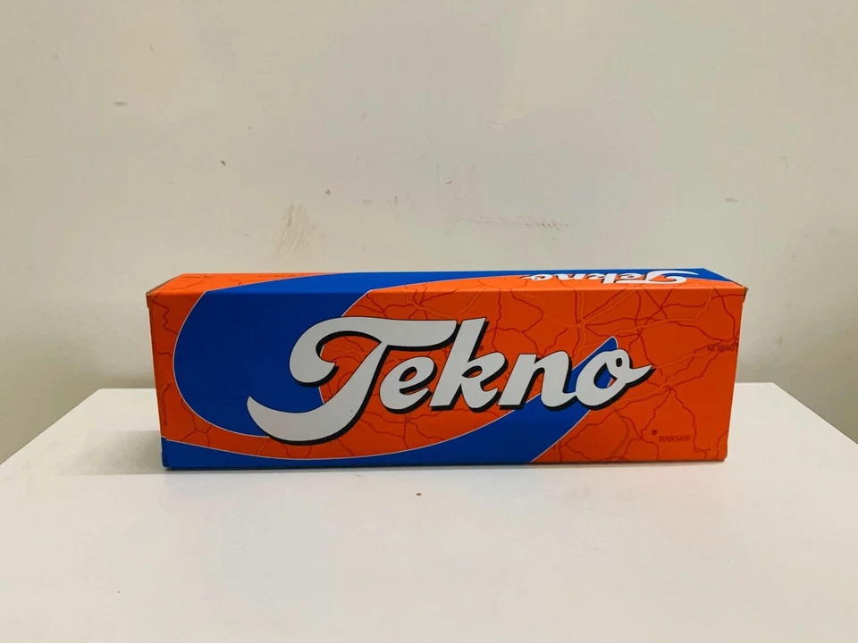 Tekno DHL Excellence Simply 1:87 Scale DieCast Collectable Model Truck - Image 3 of 3