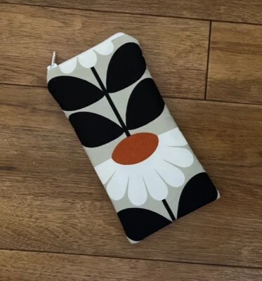 HANDMADE GLASSES SUNGLASSES ZIPPED CASE MADE USING ORLA KIELY WILD DAISY FABRIC