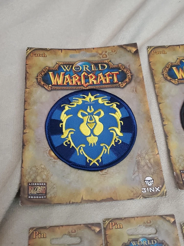 World of Warcraft 2006 Pin / Badge Lot Of 9 - Official Jinx  - Image 2 of 4