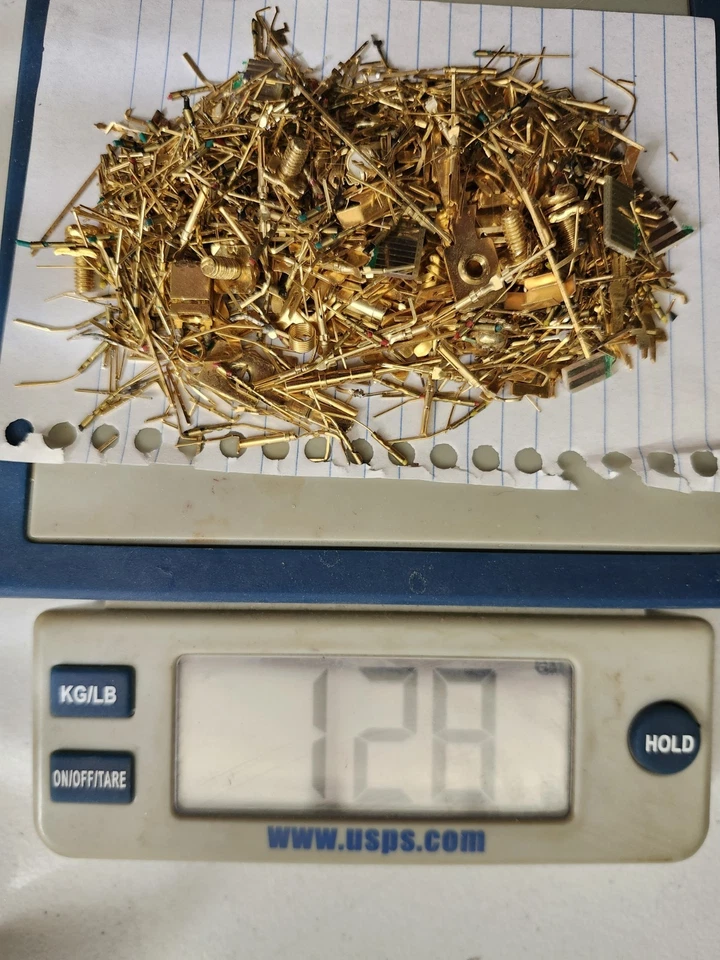 128 Grams Computer Pins Scrap Gold Recovery - Image 2 of 2