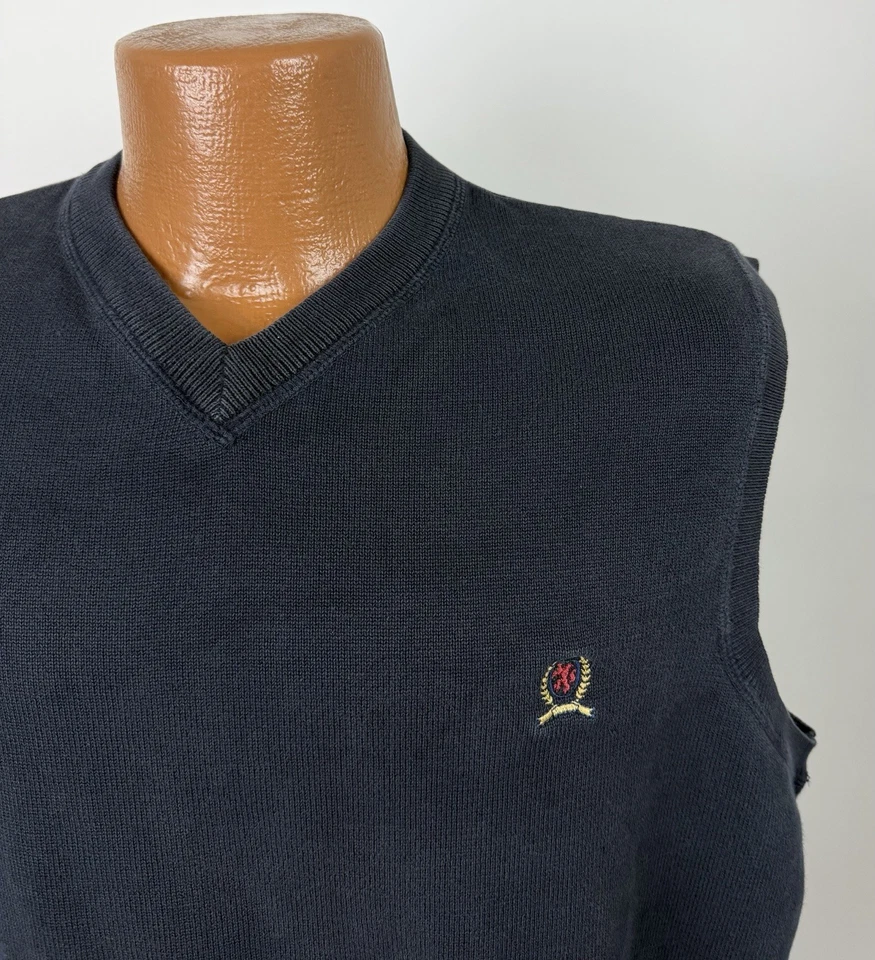 Chaleco Suéter Tommy Hilfiger De Colección Para Hombres Grande Desteñido Negro Algodón Cuello en V Años 90 Y2K Foto 3 de 4