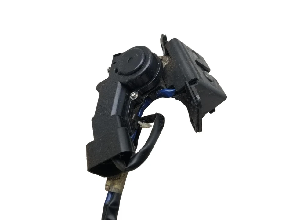 Cerradura puerta trasera Toyota Corolla 2007 6935002041  Foto 2 de 4