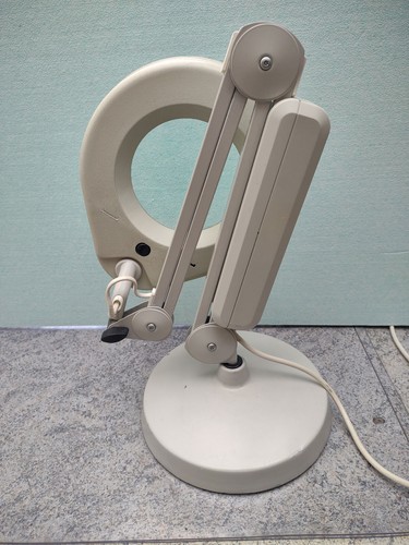 LUXO MOD.8306 LFM MEDICAL Lampada con lente d'ingrandimento luce fluorescente - Picture 2 of 14