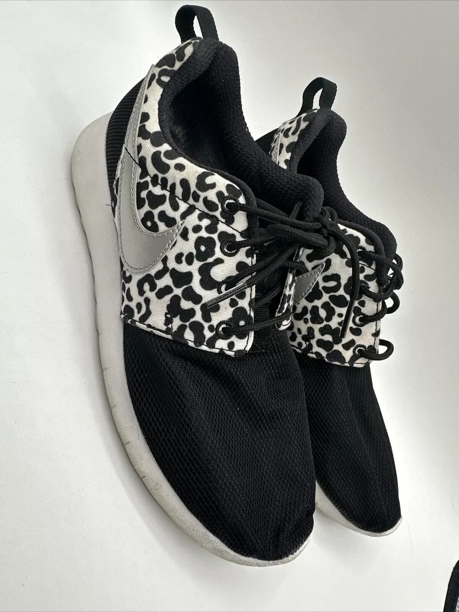 nike black cheetah shoes