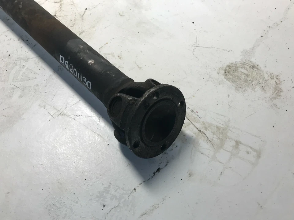 AQ201130 71 1971 JAGUAR XJ6 XJ-6 REAR CENTER UNDER CAR DRIVE SHAFT JOINT OEM - Image 2 of 3