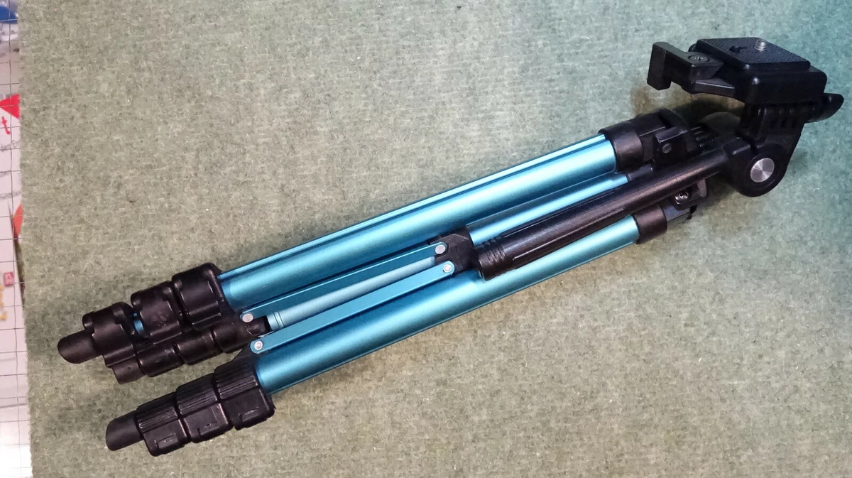 Bilora 307-2 Foto Stativ ultraleicht aus Aluminium mit schnell Wechselplatte