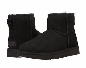 black uggs low top