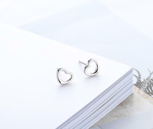 Super Cute Sterling Silver Plated Piggy Stud Earrings - Adorable Heart Animal Jewelry For Women & Girls