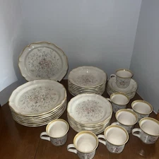 Mikasa Garden Club Tomorrow's Dream Bowls E466 Set of 4