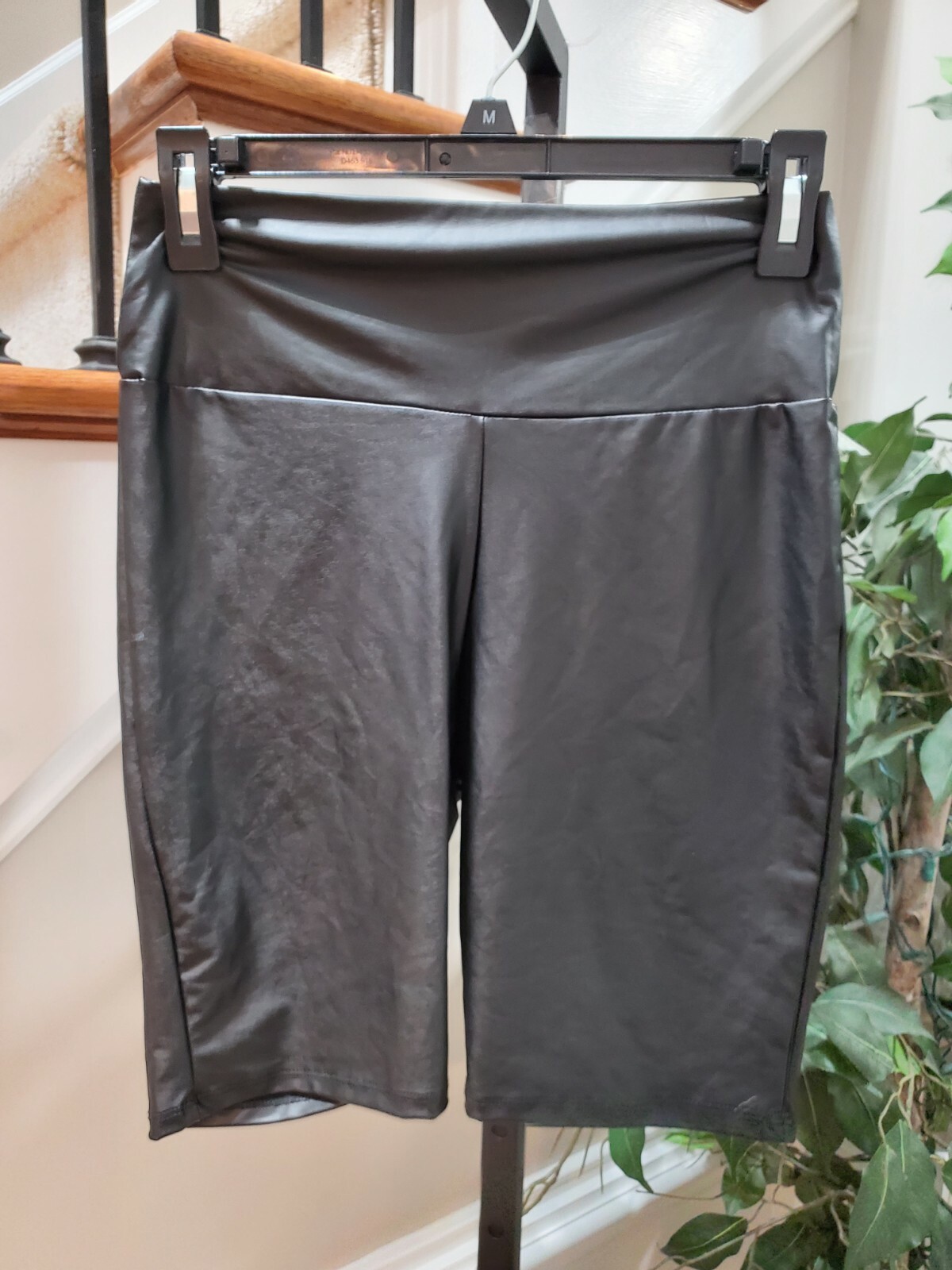 Bozzolo Women's Solid Black Polyester Mid Rise Co… - image 1