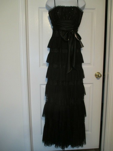 BCBG Max Azria Black Tiered Lace Gown 