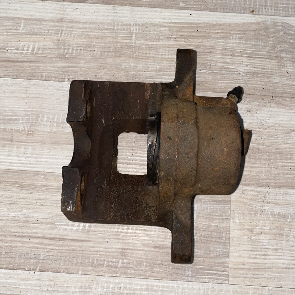Pinza de freno delantera izquierda Buick Reatta 1988-1991, Oldsmobile Tornado Driver OEM Foto 4 de 4