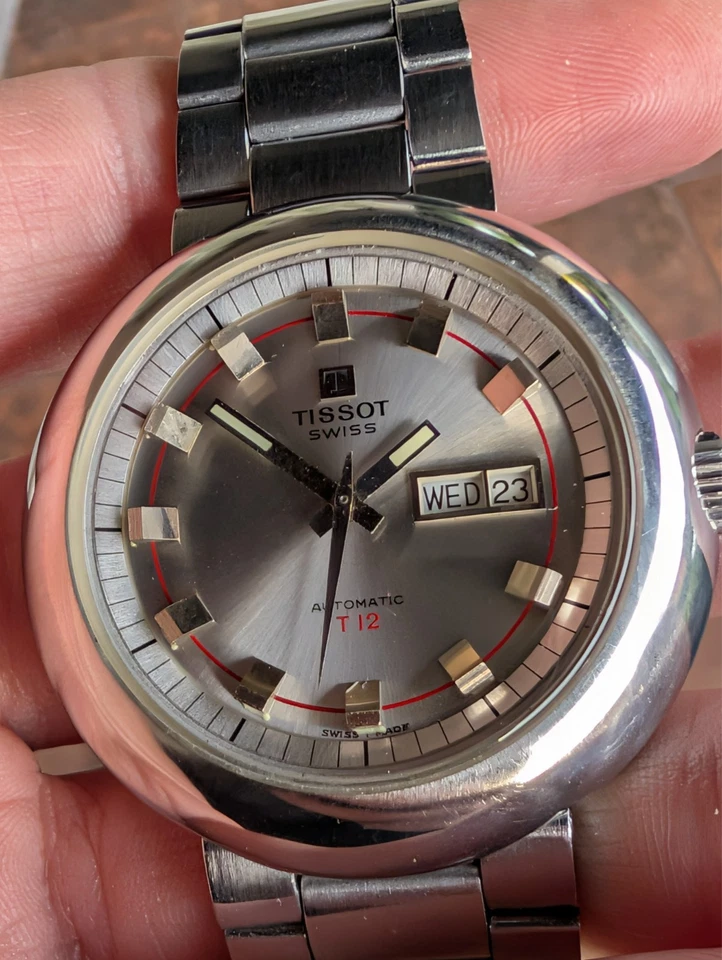 Vintage Tissot T12 Watch UFO Automatic Day Date Cal.794 Gay Freres - Immagine 3 di 4