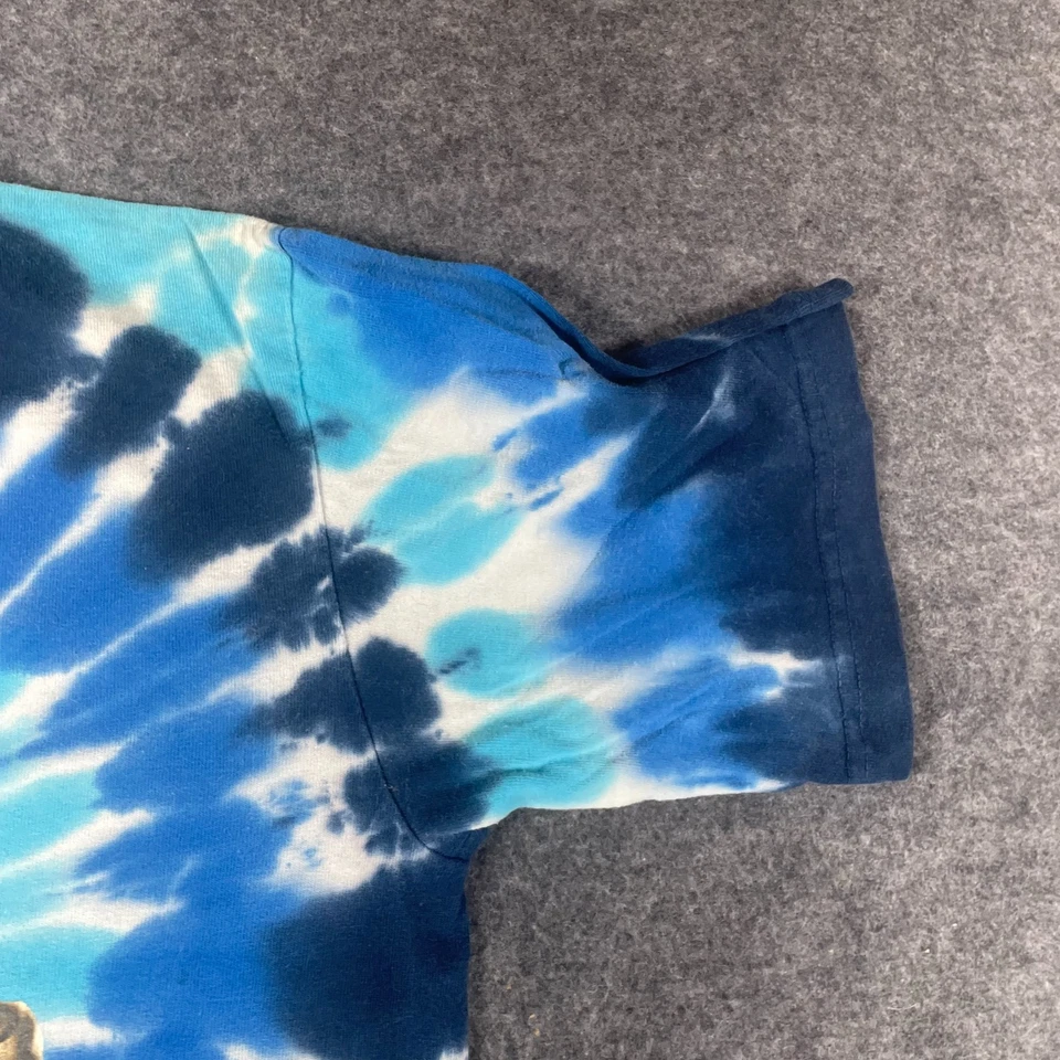 Camiseta De Colección Yunque Juvenil Grande Para Hombre Pequeña Azul Tie Dye Mandíbulas Y2K Película Promo Tiburón Foto 4 de 4