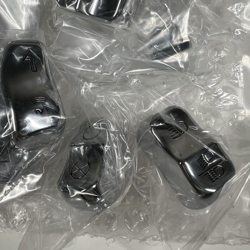 Harley Davidson 13 Piece Chrome Button Switch Cap Kit Genuine OEM Touring ‘16 Up - Picture 8 of 17