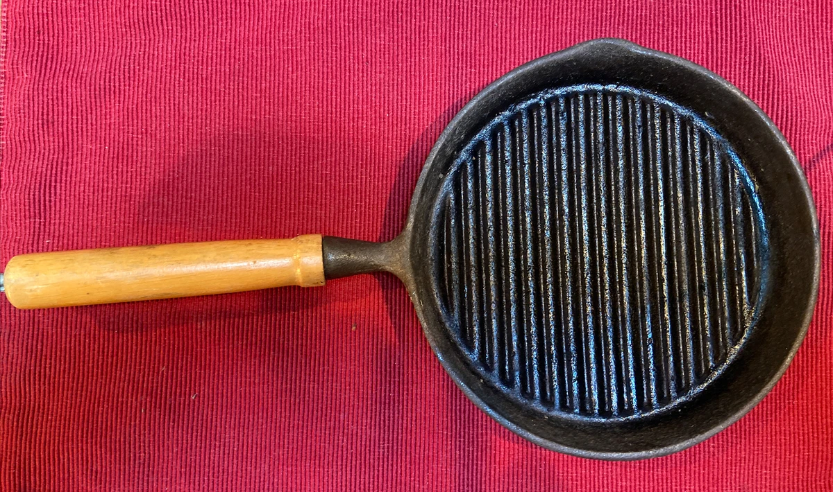 Cast iron skillet with grill marks cheap