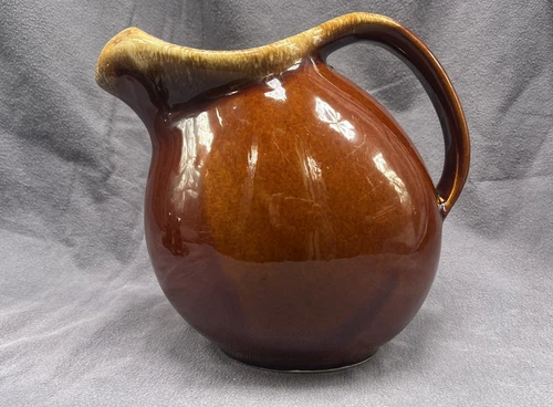 Vintage Hull Oven Proof USA Brown Drip Glaze Pottery Pitcher w/Ice Lip 2 Quart