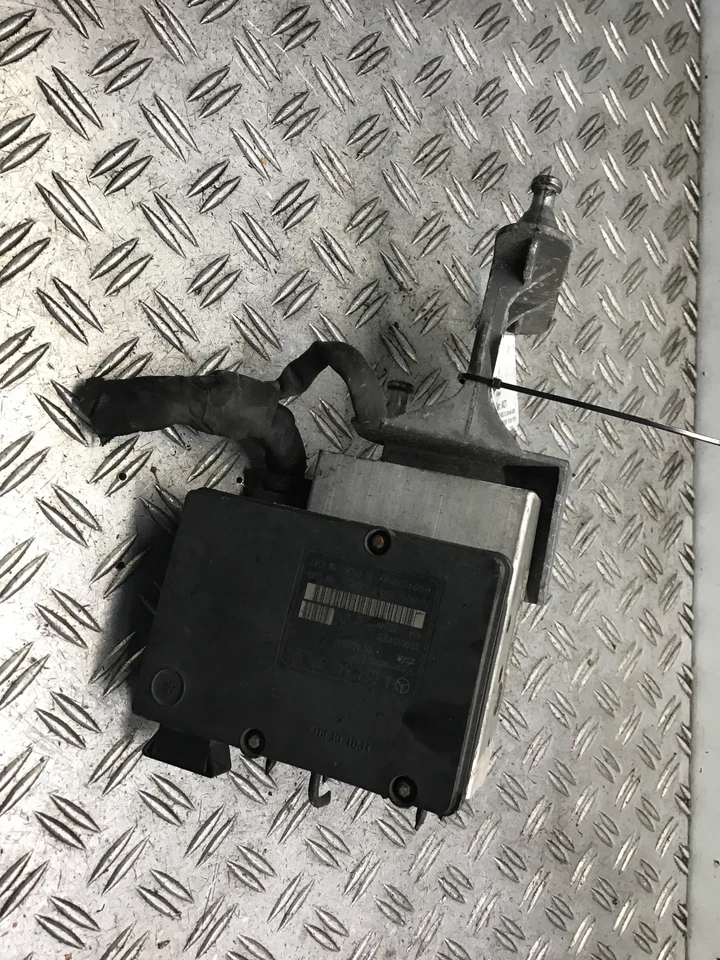 Centralina Blocco Idraulico ABS A0054312912 MERCEDES-BENZ CLK Cabriolet (A209) C - Immagine 3 di 4