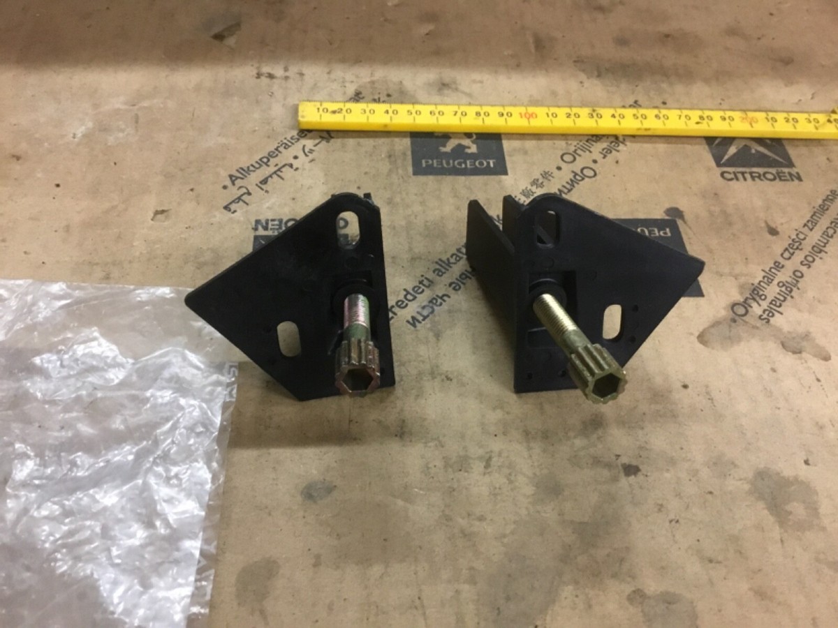 Genuine Peugeot 505 all models headlamp headlight fixing bracket