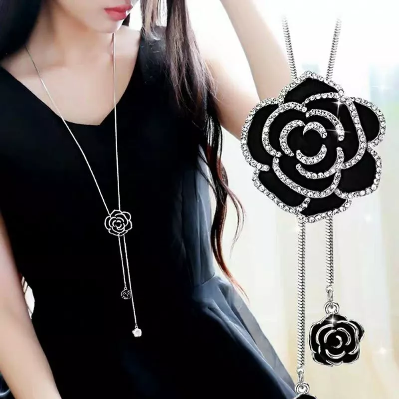 Long necklace black deals