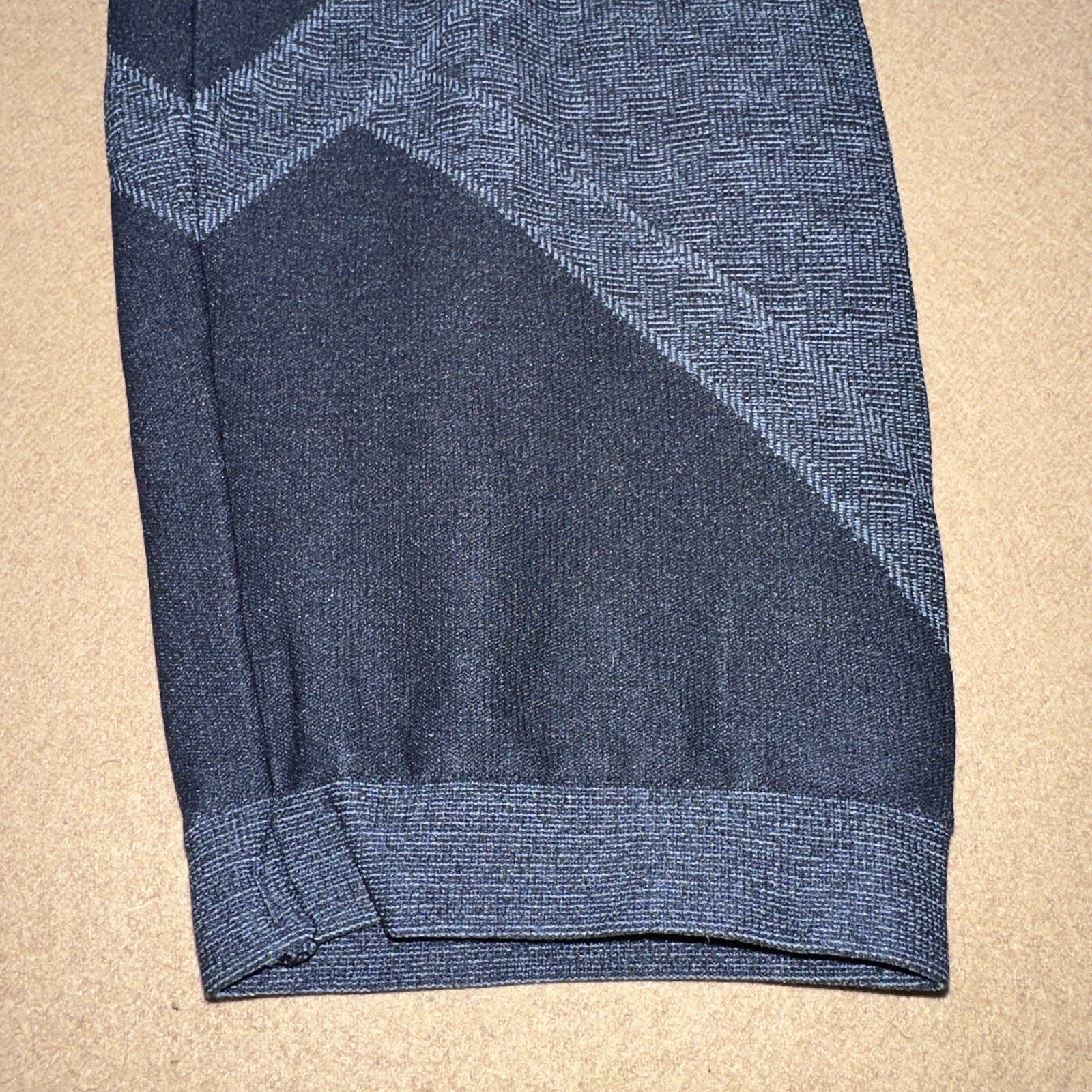 Picture 3 of 5