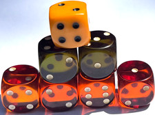 Würfel Catalin Bakelit bakelite cube 7 Stück Spielzeug DDR ca. 1,75cm