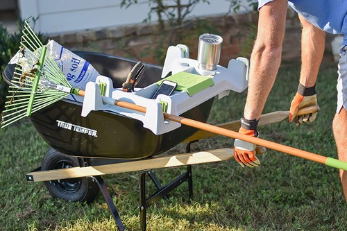 The Burro Buddy USA Made Lawn/Garden Tray for All 4-6 cu. ft. wheelbarrows - Picture 5 of 7