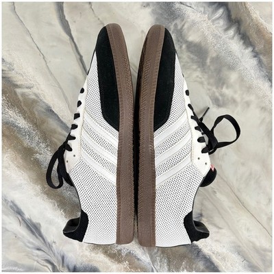 Adidas Samba OG Shoes 2010 Mens 11 White Black Red Sneakers Gum Sole Rare EUC Adidas Samba OG Shoes 2010 Mens 11 White Black Red Sneakers  main image 2