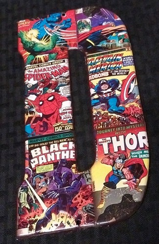 Marvel Letter "D" Metal Sign Avenger Super Heroes 10 X 4.5 Display Decoration - 第 1/1 張圖片
