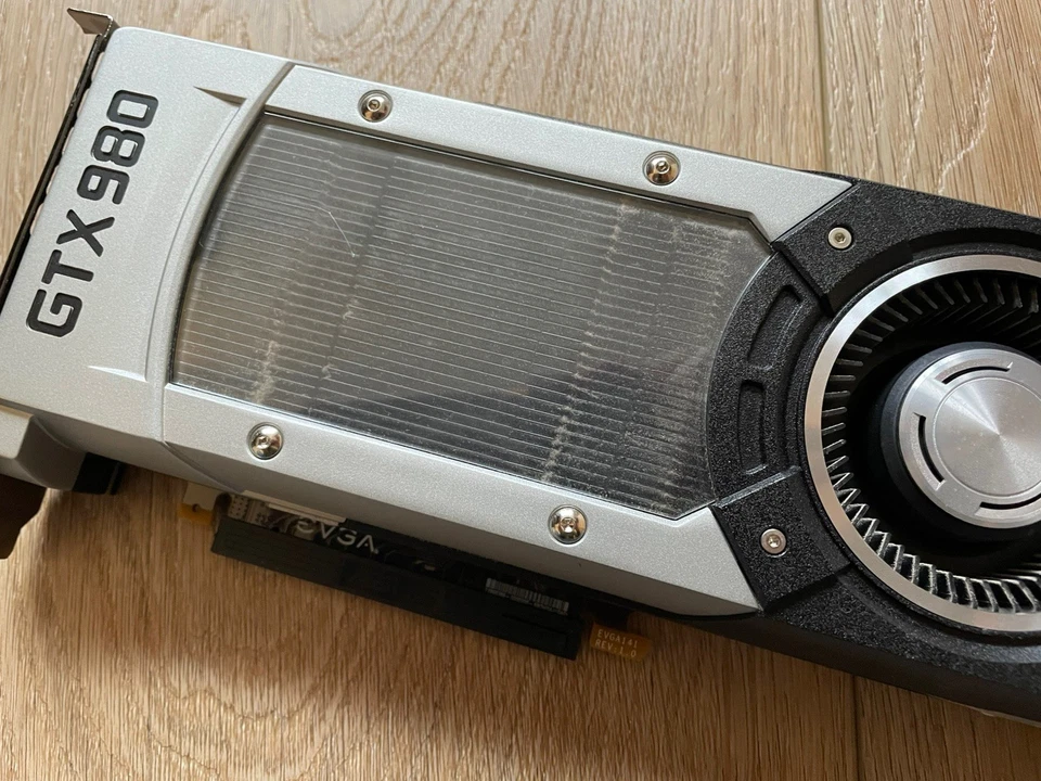 NVIDIA GeForce GTX 980  Founders Edition 4GB GDDR5 - Image 2 of 4