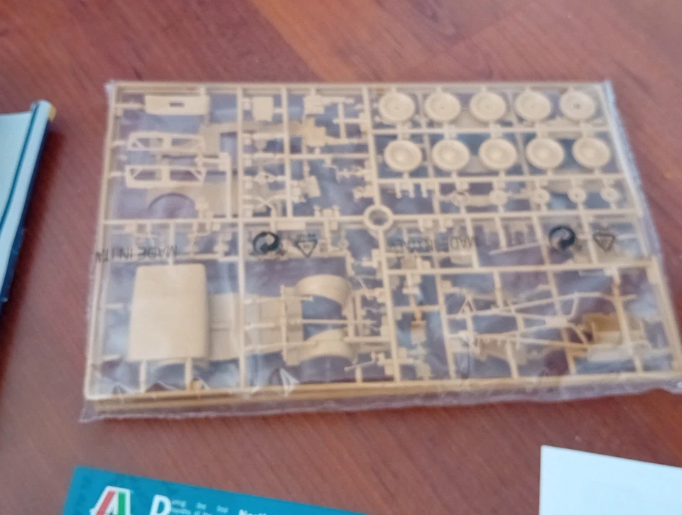 508 CM Coloniale Italeri Neuf - Photo 4/4